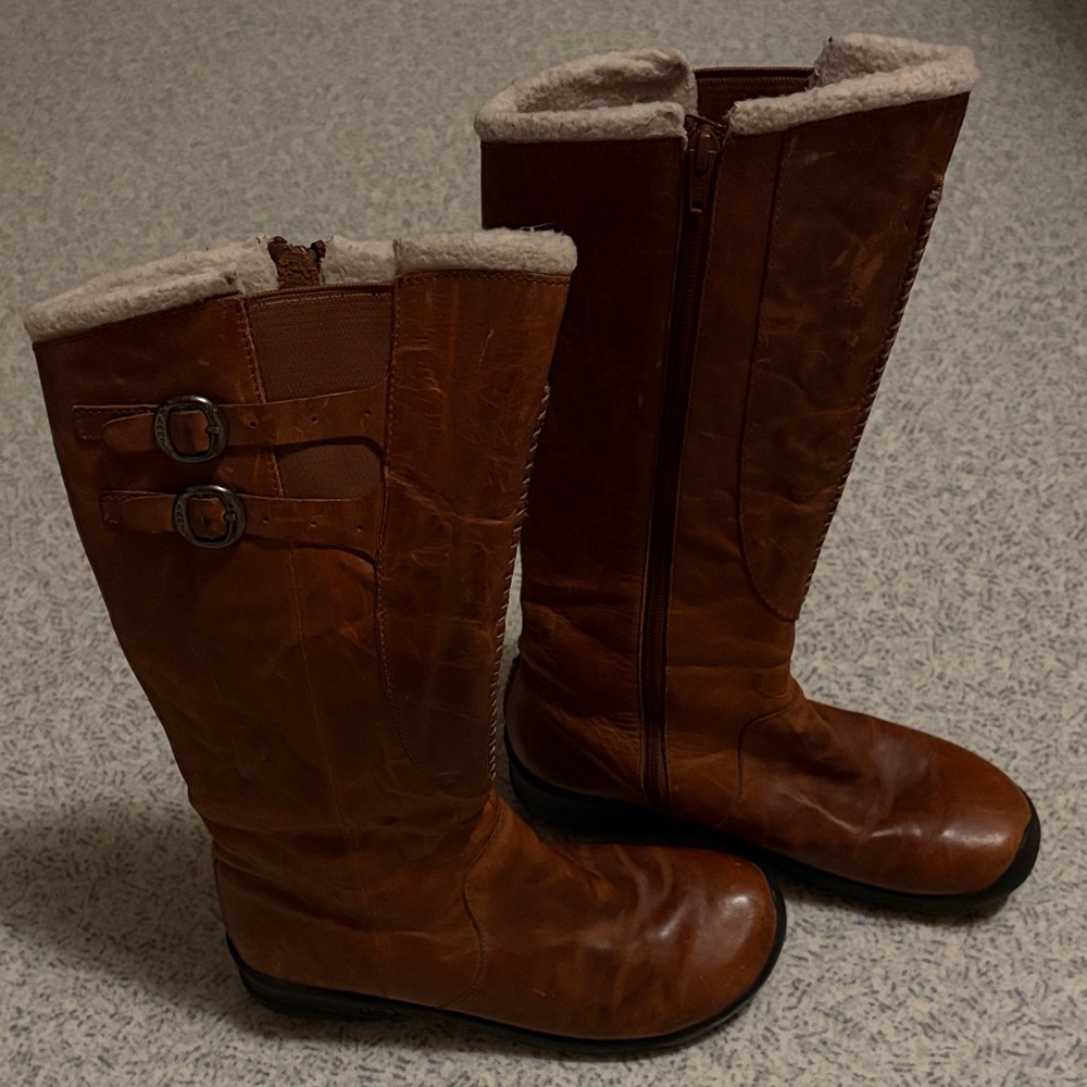 Keen Brown Women's Winter Boots
